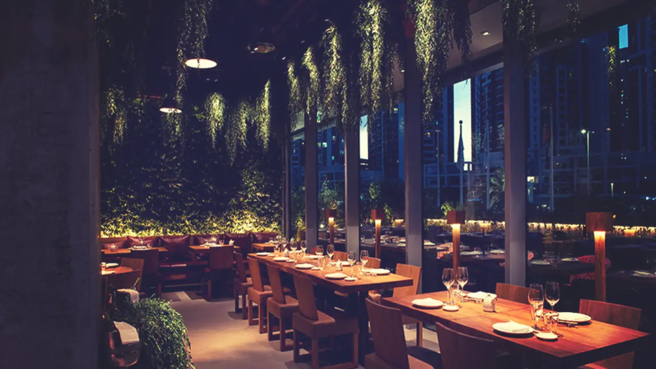 Business lunch spots in Dubai